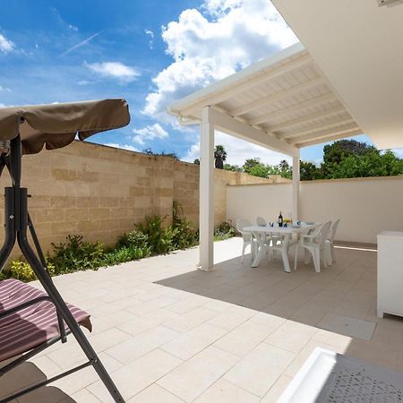 Residence Marelena Casalabate Buitenkant foto