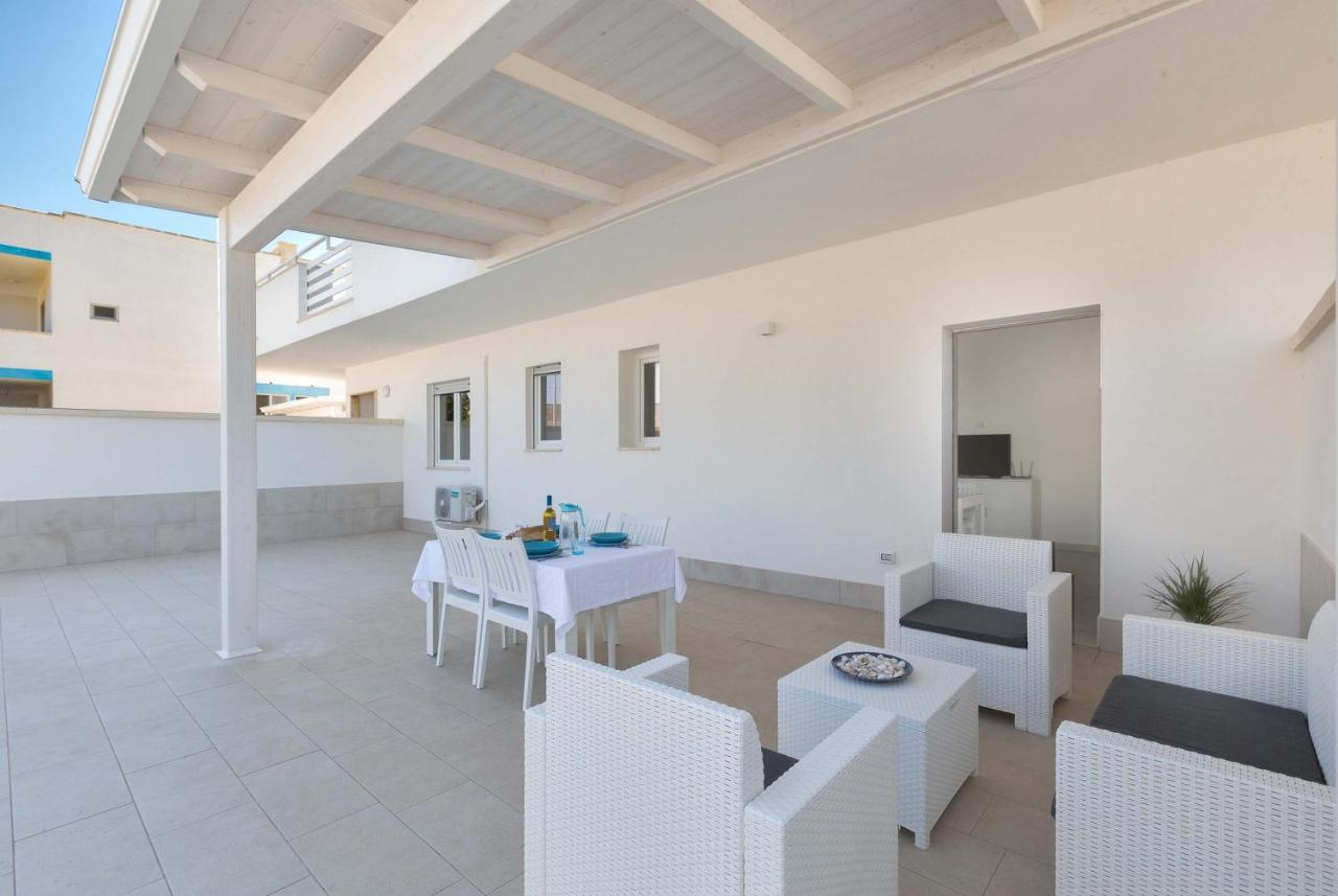 Residence Marelena Casalabate Buitenkant foto