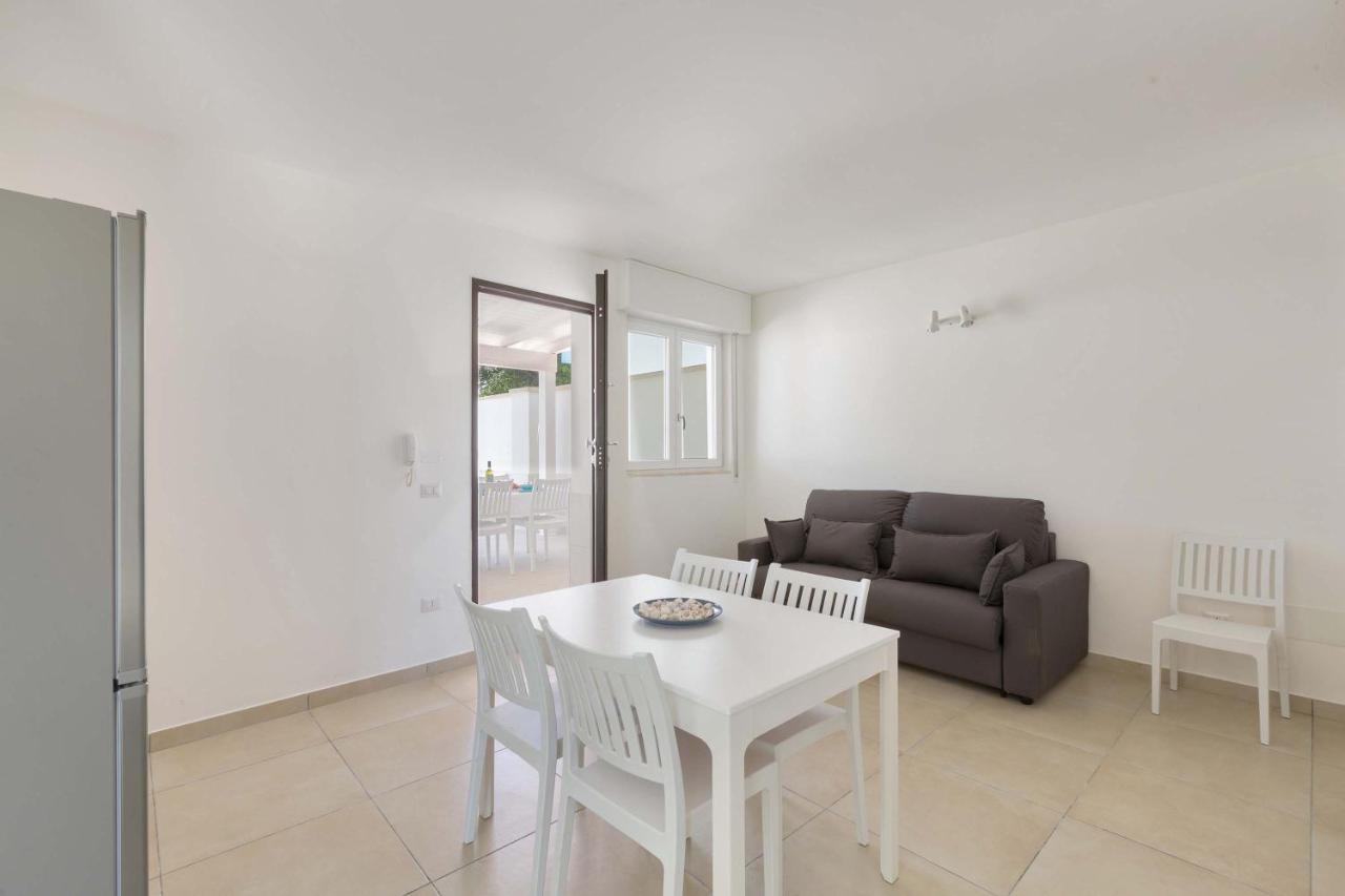 Residence Marelena Casalabate Buitenkant foto