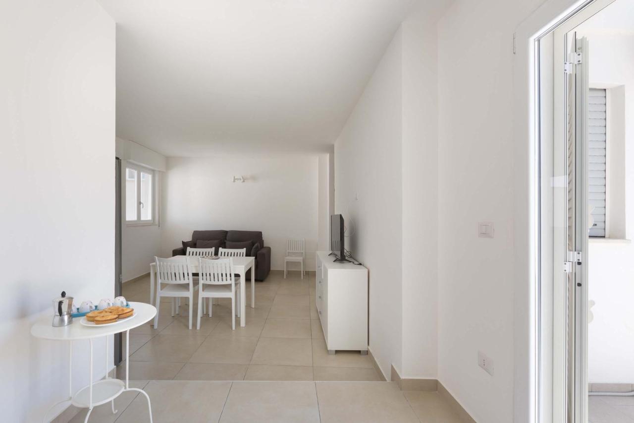 Residence Marelena Casalabate Buitenkant foto