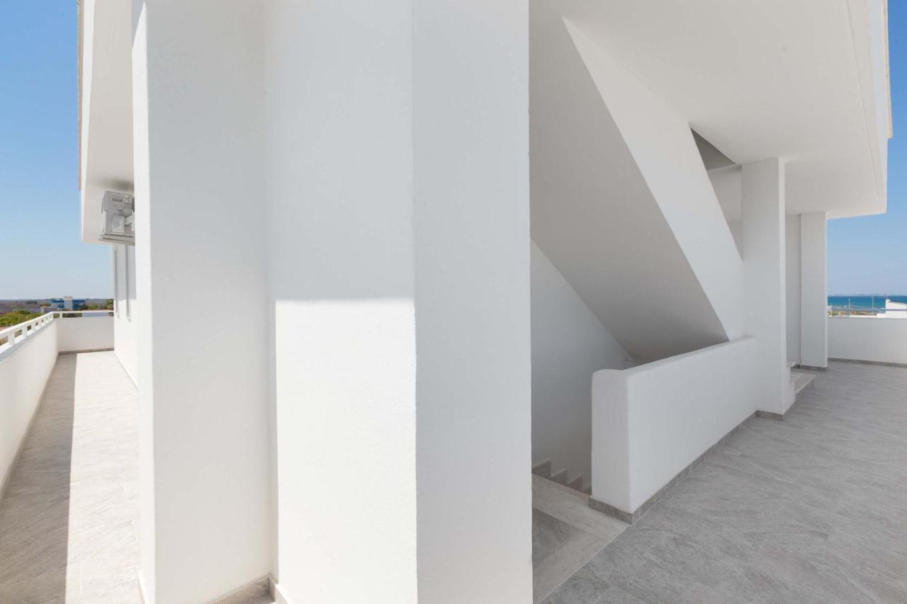 Residence Marelena Casalabate Buitenkant foto