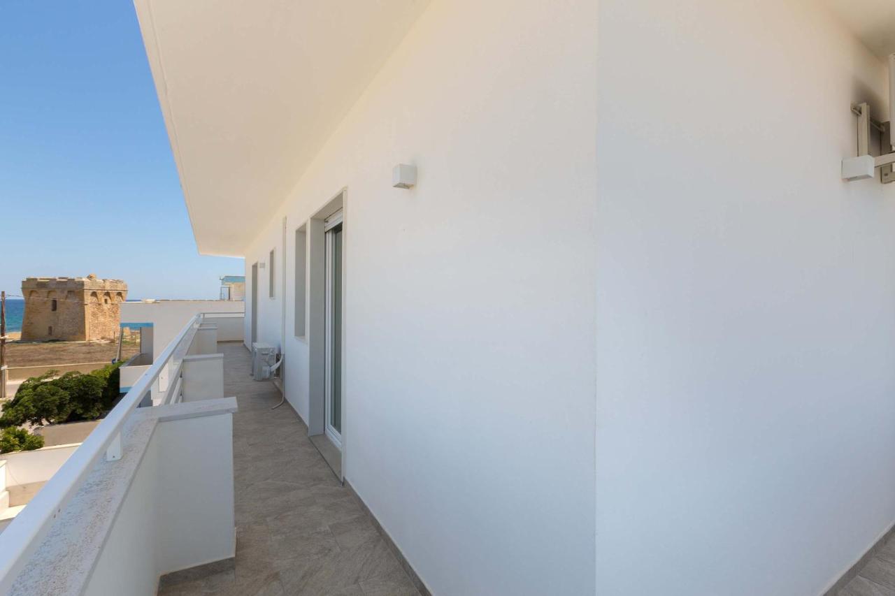 Residence Marelena Casalabate Buitenkant foto