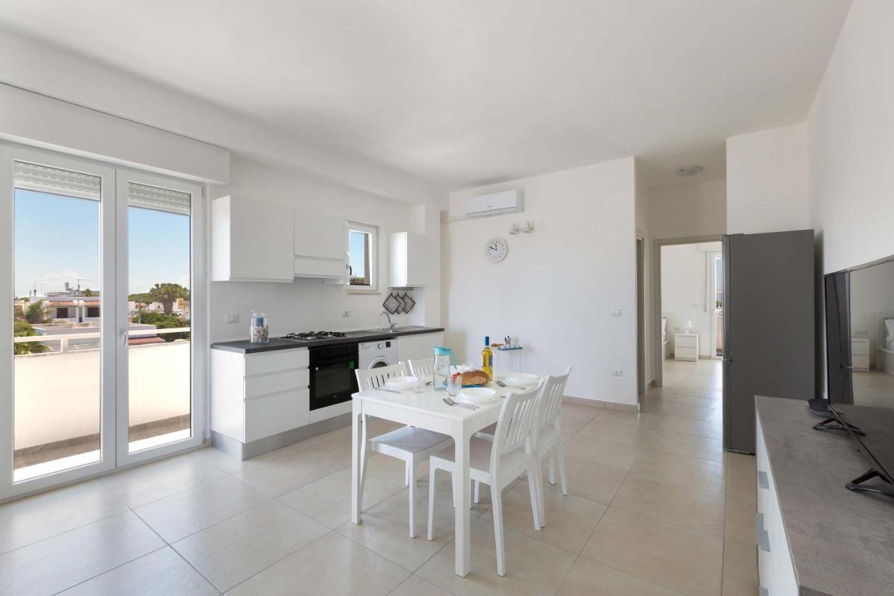 Residence Marelena Casalabate Buitenkant foto